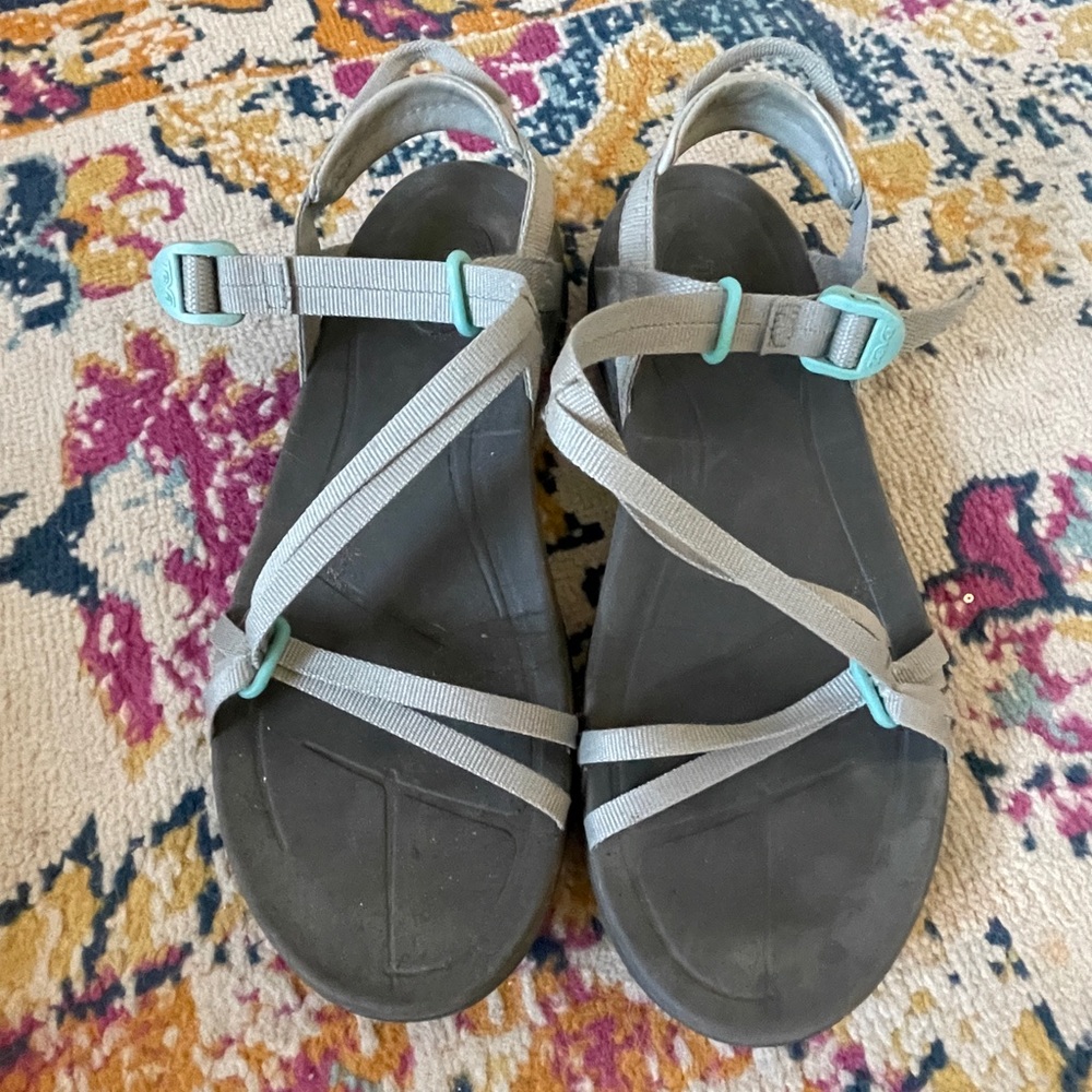 Women's Size 10 Teva Sandals